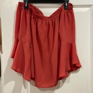 Charlotte rouse off the shoulder top